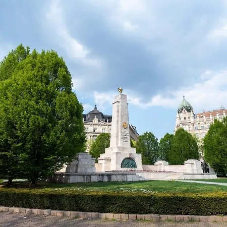 Apartamento Lovely Downtown Close To The Basilica Budapest