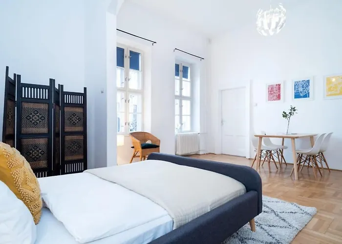 Daire Lovely Downtown Close To The Basilica *