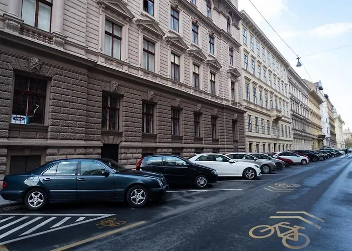 Lovely Downtown Close To The Basilica * Budapeşte